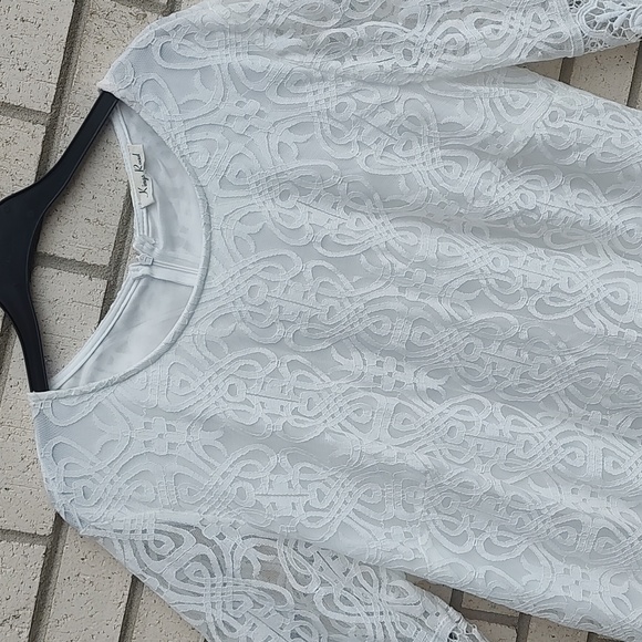 White Lace Dress - Picture 6 of 9